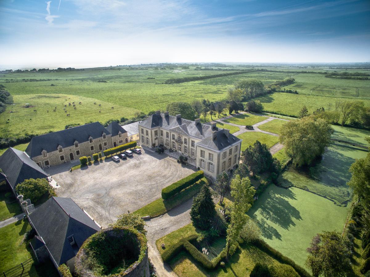 Hôtel du Château de Quinéville Exterior foto